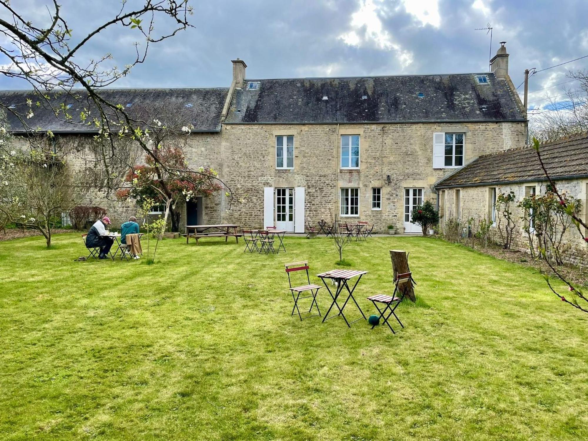 Les Chambres D'Omaha Beach Etablissement Avec Deux Chambres D'Hotes, Petit-Dejeuner Compris Fait-Maison Et Produits Locaux Vierville-sur-Mer Εξωτερικό φωτογραφία